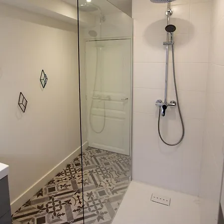 L'authentique Апартаменты Монтобан